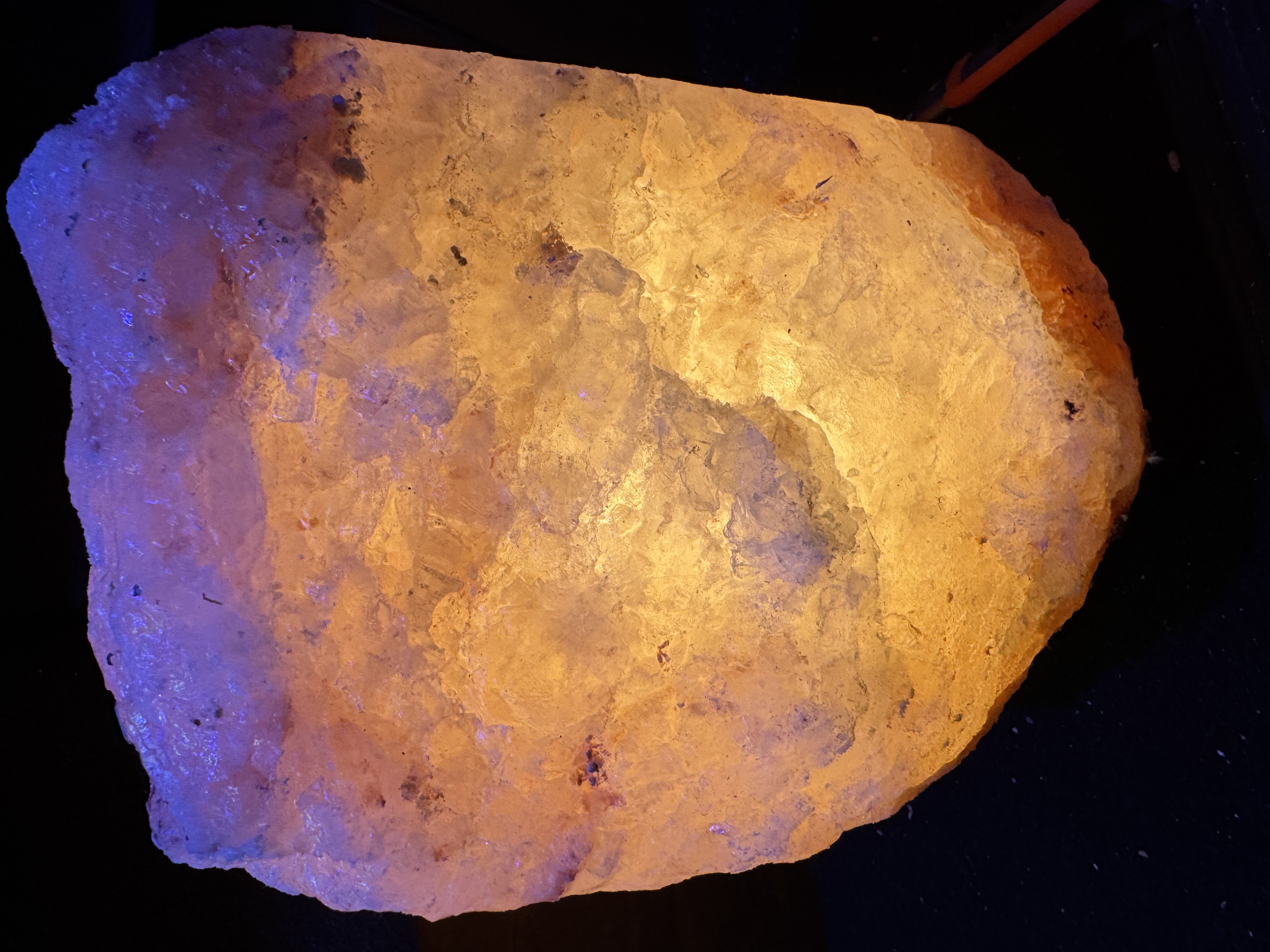 Salt lamp